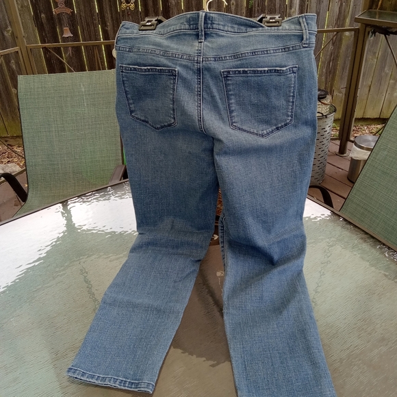 Sonoma Goods For Life Girlfriend Jeans, Patch Wash, 12 - Picture 7 of 8